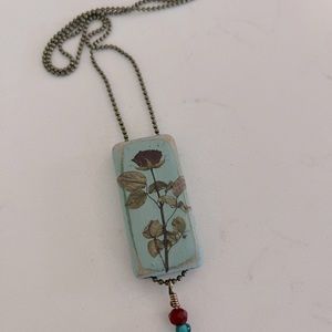 Hand Crafted Vintage Flower Necklace